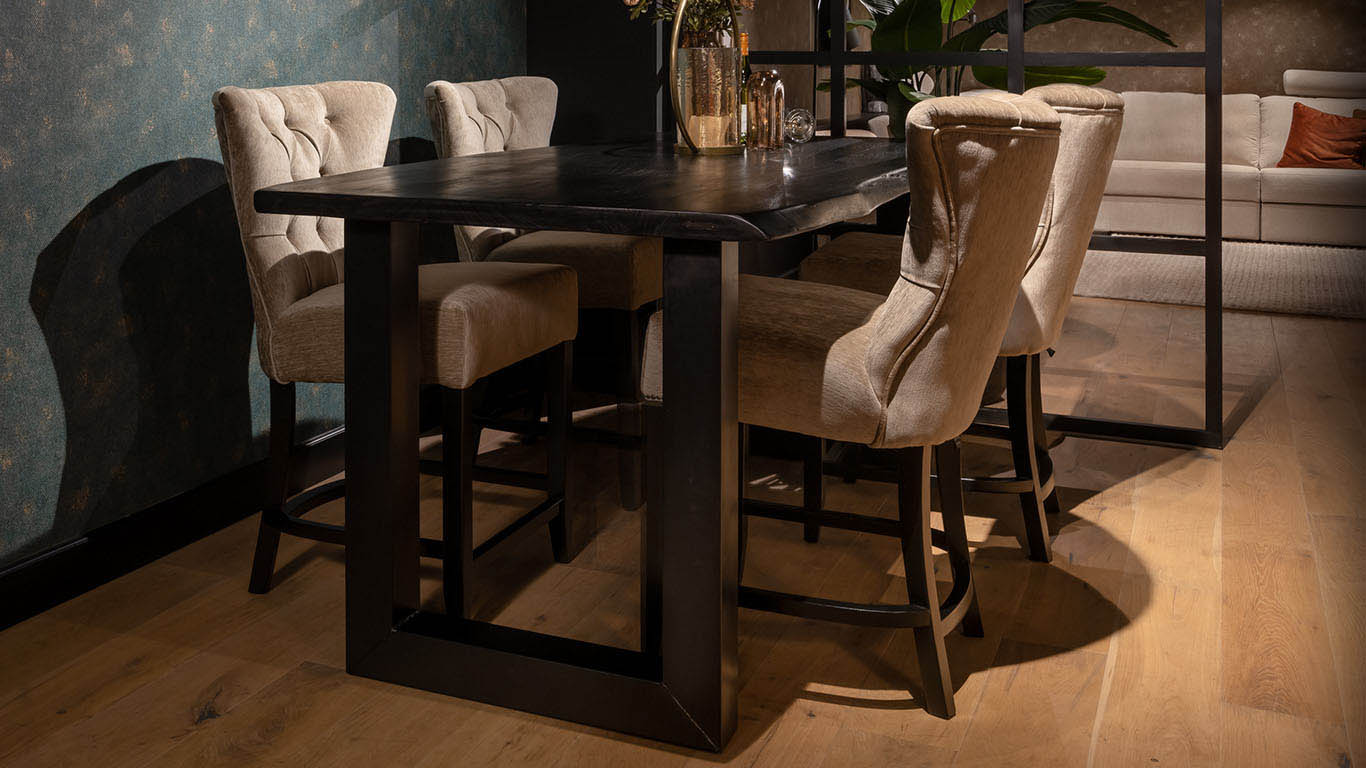 Landon Live Edge en Amy