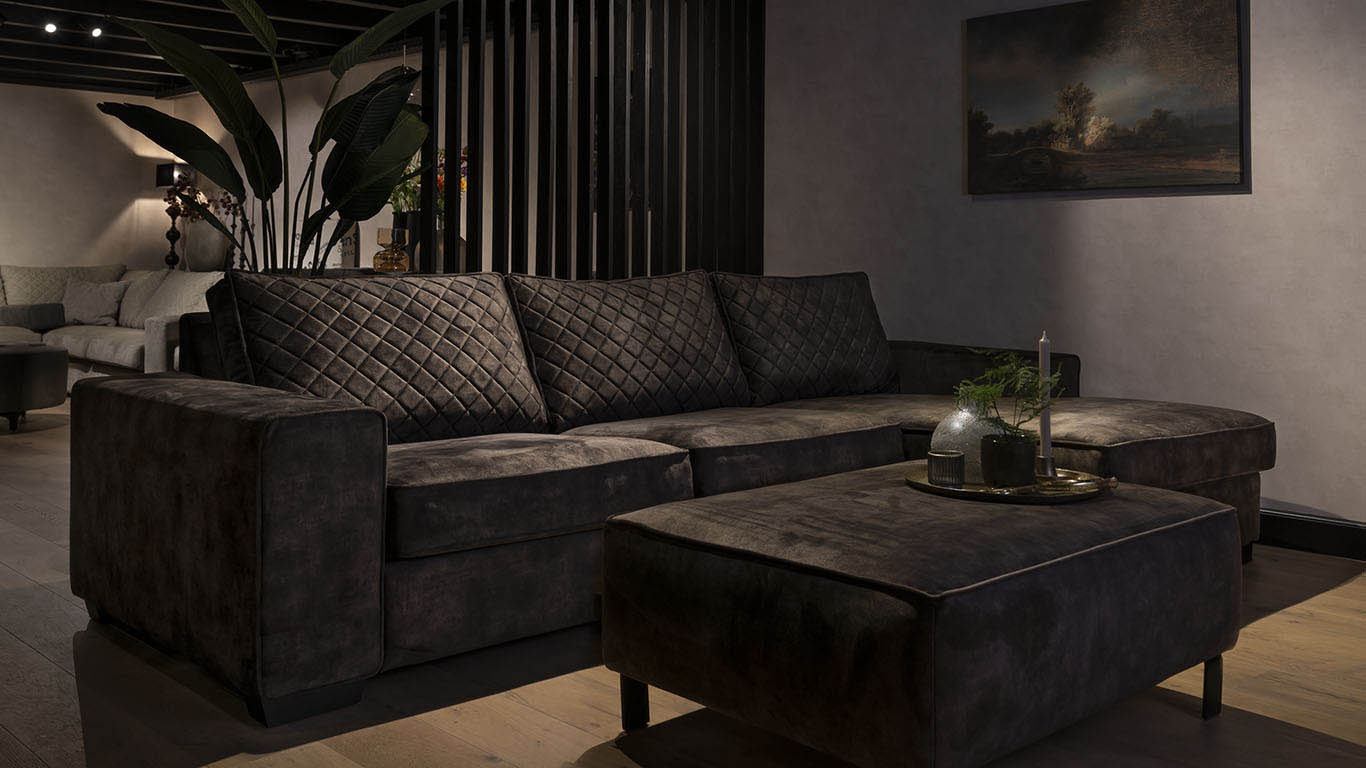 UrbanSofa-Firenca-Brooklyn-Loungebank-Sevilla-Dark-Brown-Hocker-Website