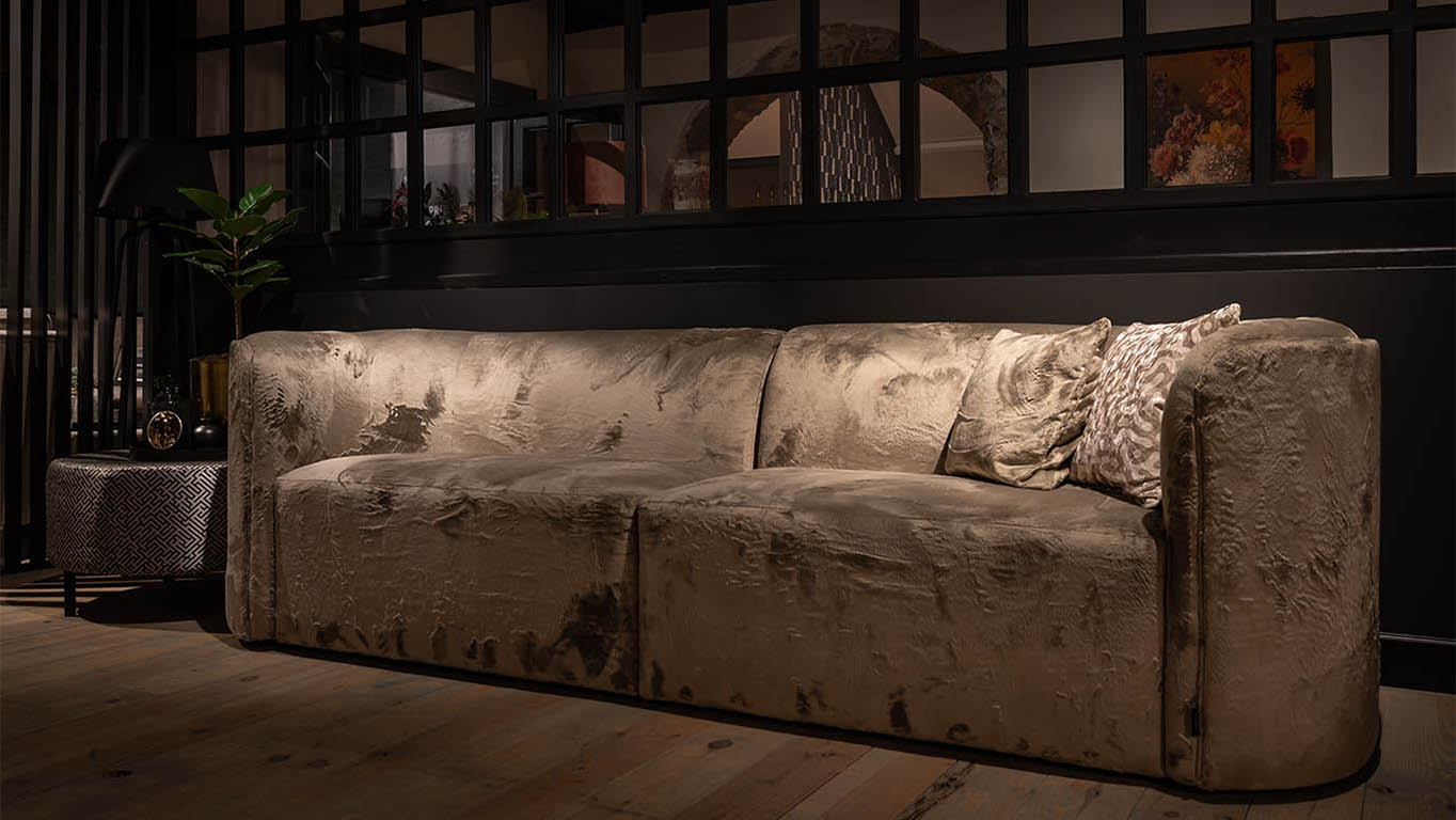 UrbanSofa-Louise-Sofa-Furly-Sand-Website