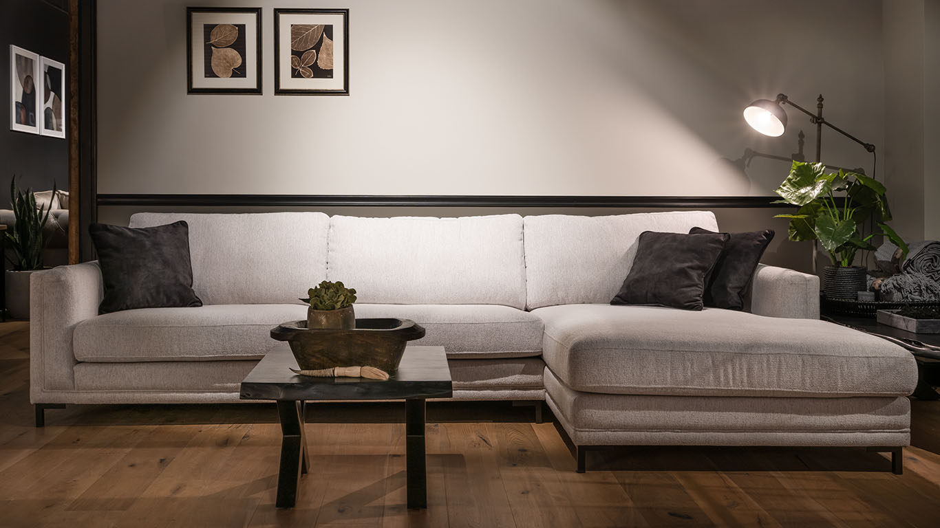 UrbanSofa-Quinn-Loungebank-Danbury-Nature-Website